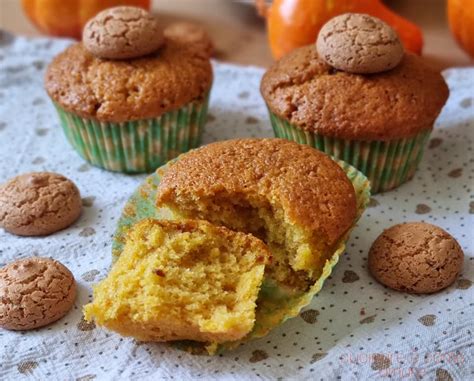 MUFFIN NUVOLETTE CON ZUCCA E AMARETTI Dolce Ricetta Senza Burro