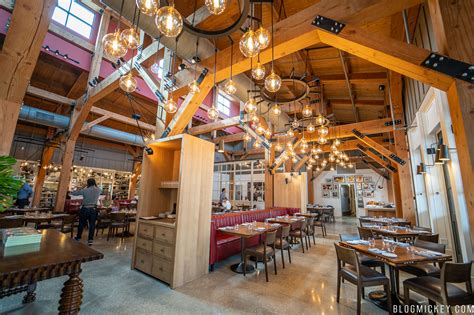 Review Wolfgang Puck Bar And Grill Impresses At Disney Springs