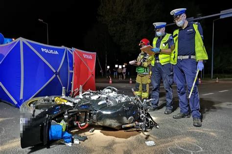 Tragiczny Wypadek W Lesznie Nie Yje Motocyklista Jego C Rka Jest W