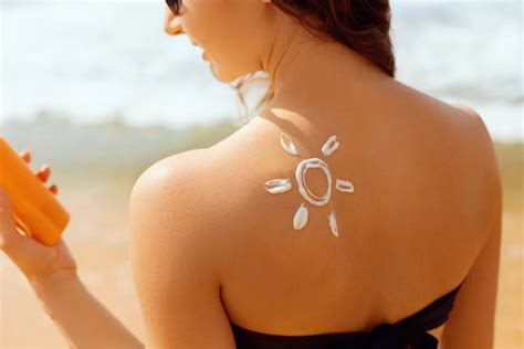 Mineral Sunscreen Vs Chemical Sunscreen Which Is Better