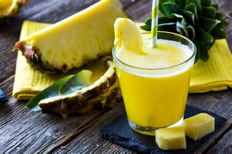 Suco de abacaxi Para que serve valor nutricional benefícios e como