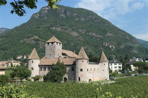 Maretsch Castle Bolzano On Castles Ruins And Palaces