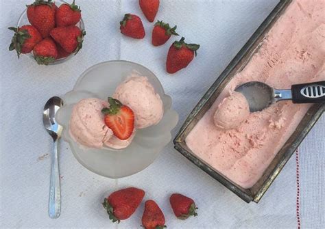 Helado Cremoso De Frutilla Receta De Naty Cossio Cookpad