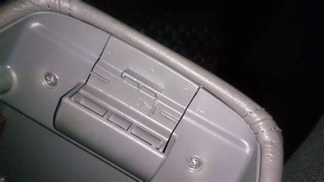 СлОмАлАсЬ крышка подлокотника — Chevrolet Lacetti SW, 1,6 л., 2008 года ...