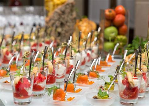 Festa De 15 Anos O Que Servir - Comidas para festa de 15 anos: Sugestão do que servir - Marmitex de Sucesso