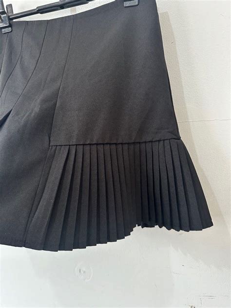 Korean Pleated Skirt, Women's Fashion, Bottoms, Skirts on Carousell