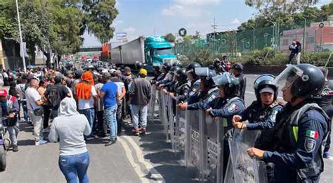 La Jornada Bloquean Microbuseros Vialidades En Protesta Por Las