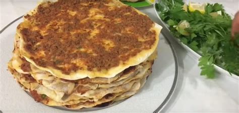 Evde Tavada Lahmacun Nas L Yap L R Ne Nas L