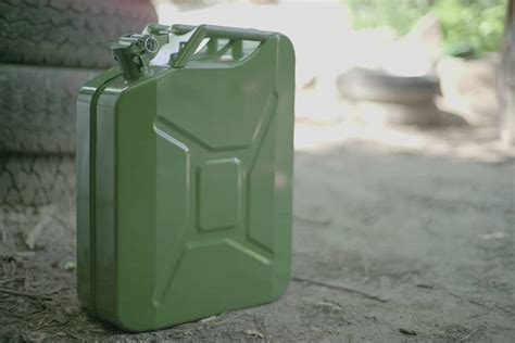 What Are the Jerry Can Dimensions? - MeasuringKnowHow