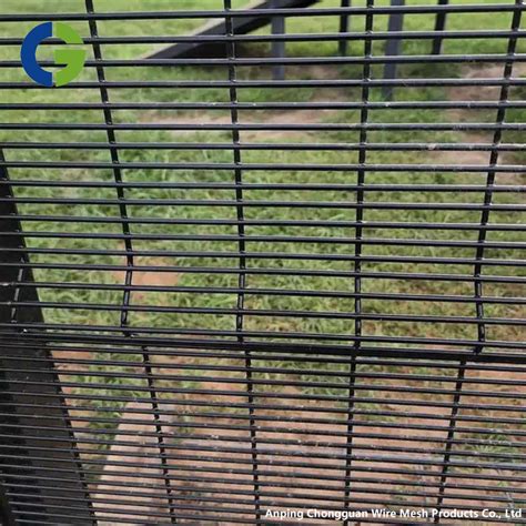 Hot Dip Galvanized Security Fence And Anti Climb Wire Mesh Fence