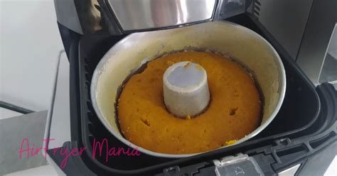 Bolo de cenoura na airfryer simples e prático