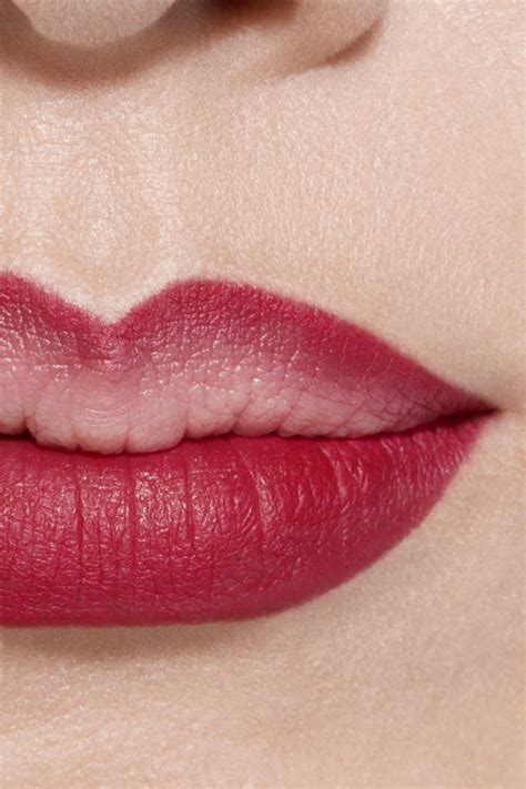 Le Crayon L Vres Longwear Lip Pencil Rouge Cerise Chanel