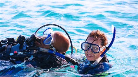 PADI Rescue Diver Course - Waikiki Dive Centre | Scuba Dive Equipment | Singapore