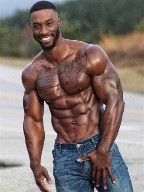 Pin De Antwon Cooper En Fitness Hombres Negros Guapos Hombres