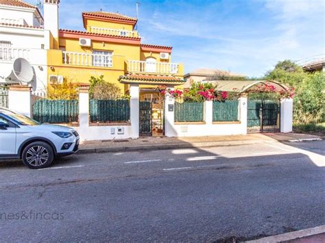 Casas y pisos con balcón Urbanización Los Mirlos Ayamonte idealista