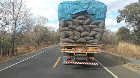 Saiba Quais S O Os Riscos De Transportar Carga Em Excesso Revista