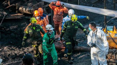 Al menos 11 muertos por explosión en mina de carbón en Colombia