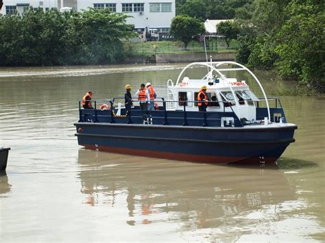 12m Mooring Boat Van Loon Maritime Services Bv