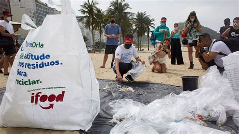 Recicla Orla E Ifood Promovem Mutir O De Limpeza Na Praia De Ipanema