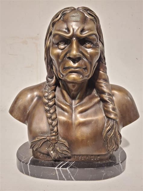 Lot Chief White Eagle Native American Bronze 14h