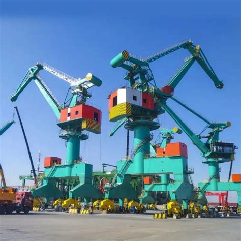 Shipyard Portal Crane Shipbuilding Dockyard Mobile Port Portal Slewing