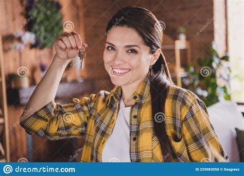 Photo Of Mature Happy Positive Cheerful Woman Hold Hand Keys Flat Smile