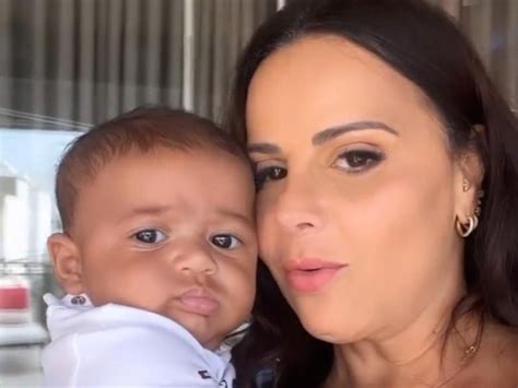 Viviane Araujo Leva Filho Ao Pediatra E Comemora Desenvolvimento Nota