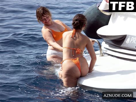 Camila Cabello Sexy Seen Flashing Her Ass Crack Wearing A Bikini In