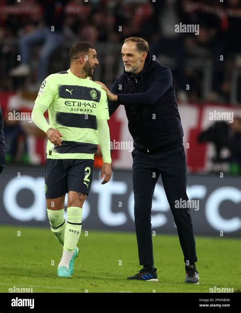 Thomas Tuchel head coach of FC Bayern Muenchen beglŸckwŸnscht Kyle