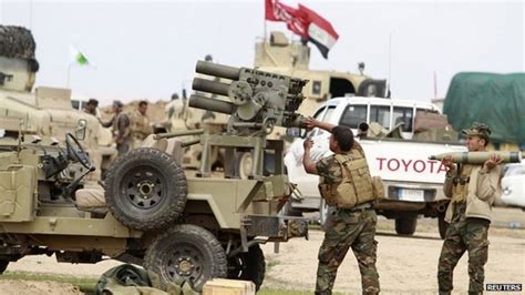 Islamic State Crisis Thousands Flee Iraqi Advance On Tikrit Bbc News