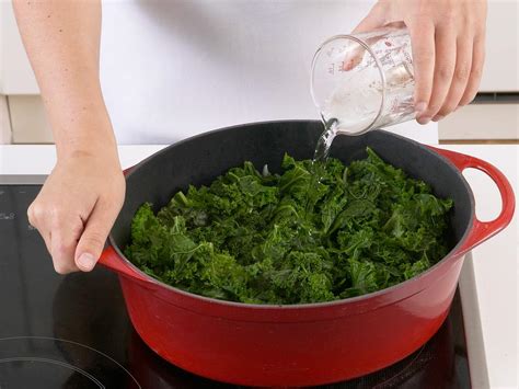 Grünkohl kochen So bereitest du das Gemüse richtig zu Wunderweib