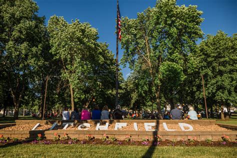 Litchfield MN Visitors Bureau – Small Town, Big Community