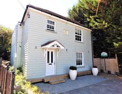 Castle Street Upnor Rochester Bed Detached House