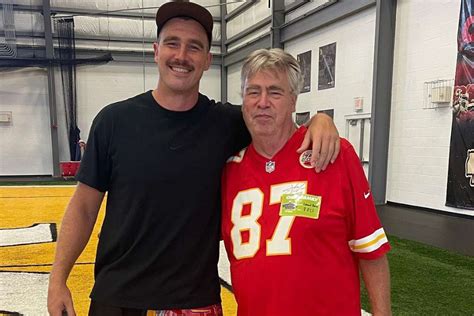 Travis Kelce’s Dad Says He Didn’t Know Taylor Swift’s Name at First