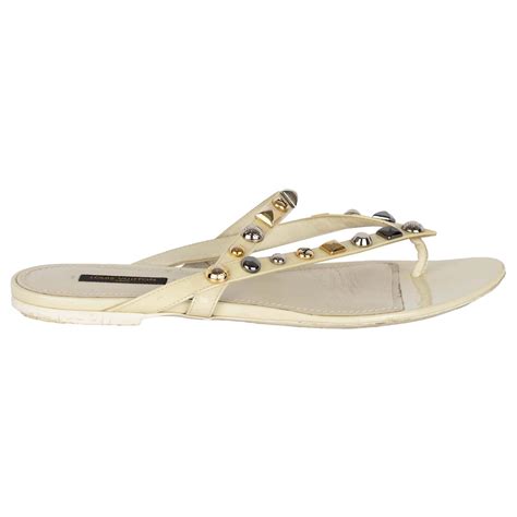 Louis Vuitton Studded Thong Sandals White ref.776540 - Joli Closet