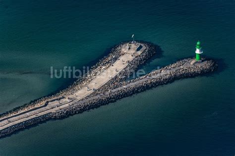 Rostock Aus Der Vogelperspektive Leuchtturm In Warnem Nde In Rostock