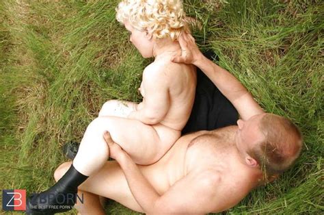 Russian Platinum Blonde Midget Super Super Steamy Zb Porn