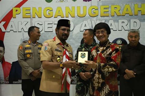 Pj Bupati HSU Terima Penghargaan Kak Seto Award 2024 Mata Banua Online