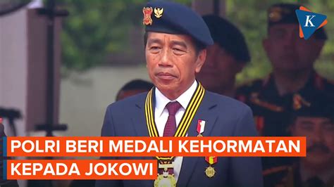 Video Jokowi Terima Medali Kehormatan Loka Praja Samrakshana Polri