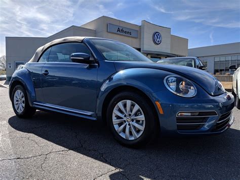 Volkswagen Beetle 2019 Blue