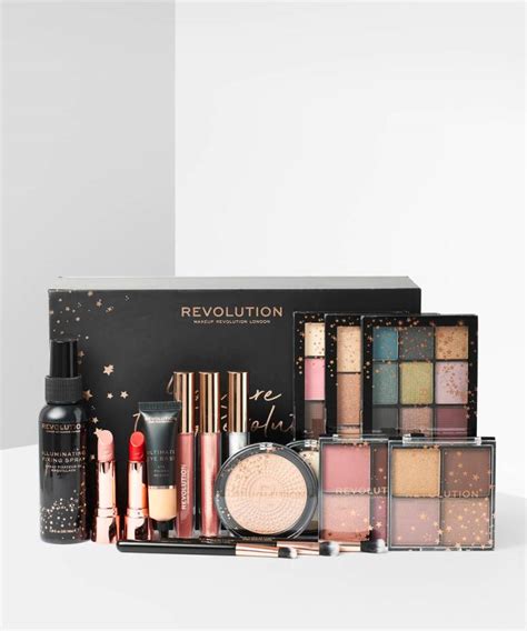 Makeup Revolution Holiday 2020 T Sets Featuring The Pr Box Beautyvelle Makeup News