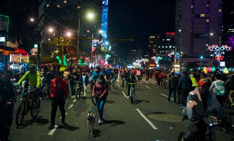 Ciclovía nocturna en Bogotá este 12 de diciembre rutas y cierres