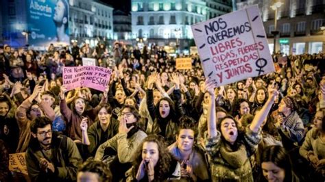 Manifestación 8m Zaragoza 2019 Horario Y Recorrido De La Marcha Por El