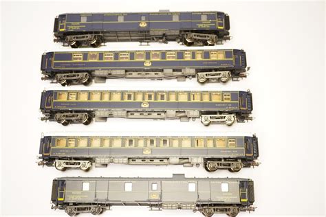 e4 Rivarossi 3658 Orient Express Set mit fünf Wagen Kaufen auf Ricardo