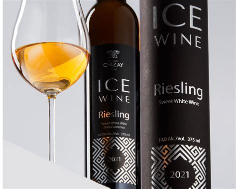 Купити унікальне солодке вино Ice Wine (Айсвайн)