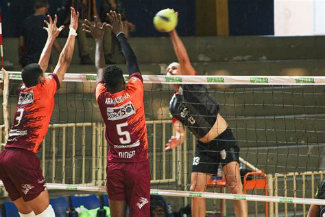 Fundesport Voleisol Ganha O Quarto Jogo Seguido Na Apv Rcia Araraquara