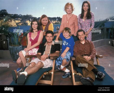 Melanie lynskey two and a half men hi-res stock photography and images ...