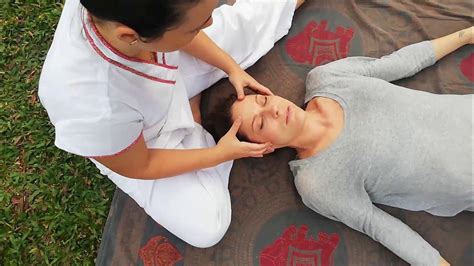 Thai Massagem Facial Nivia Paulino Youtube