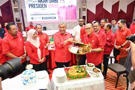 Jelajah Akar Umbi Presiden Mahu UMNO Gagah Semula Di Persada Politik