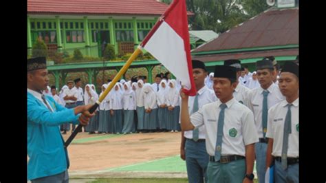 Kepala Man Mukomuko Lantik Pengurus Osis Periode